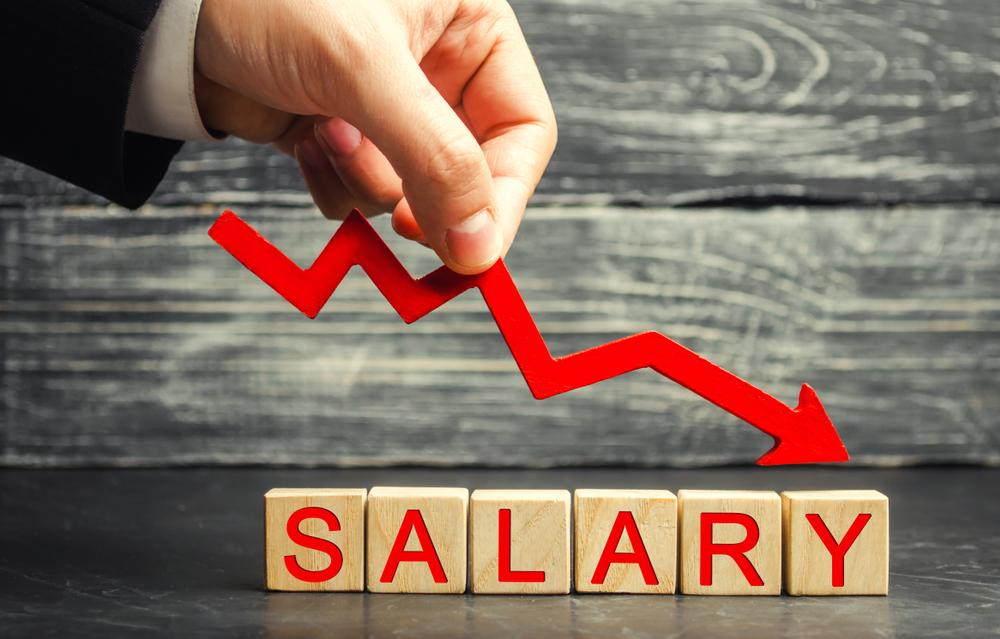 Schlumberger Cuts Exec Salaries by 20%; Staff to Work 'Modified Schedules'