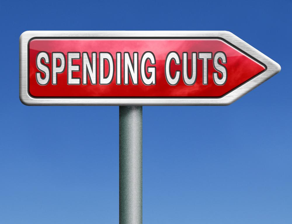 Canadian Oil Sands Lowers 2015 Spending as Syncrude Winds Down